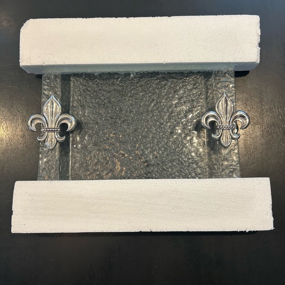 Thirstystone Square Glass Tray, Fleur De Lis - Picture 3 of 3